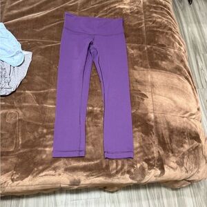 Woman’s size 4 lululemon purple cropped leggings
